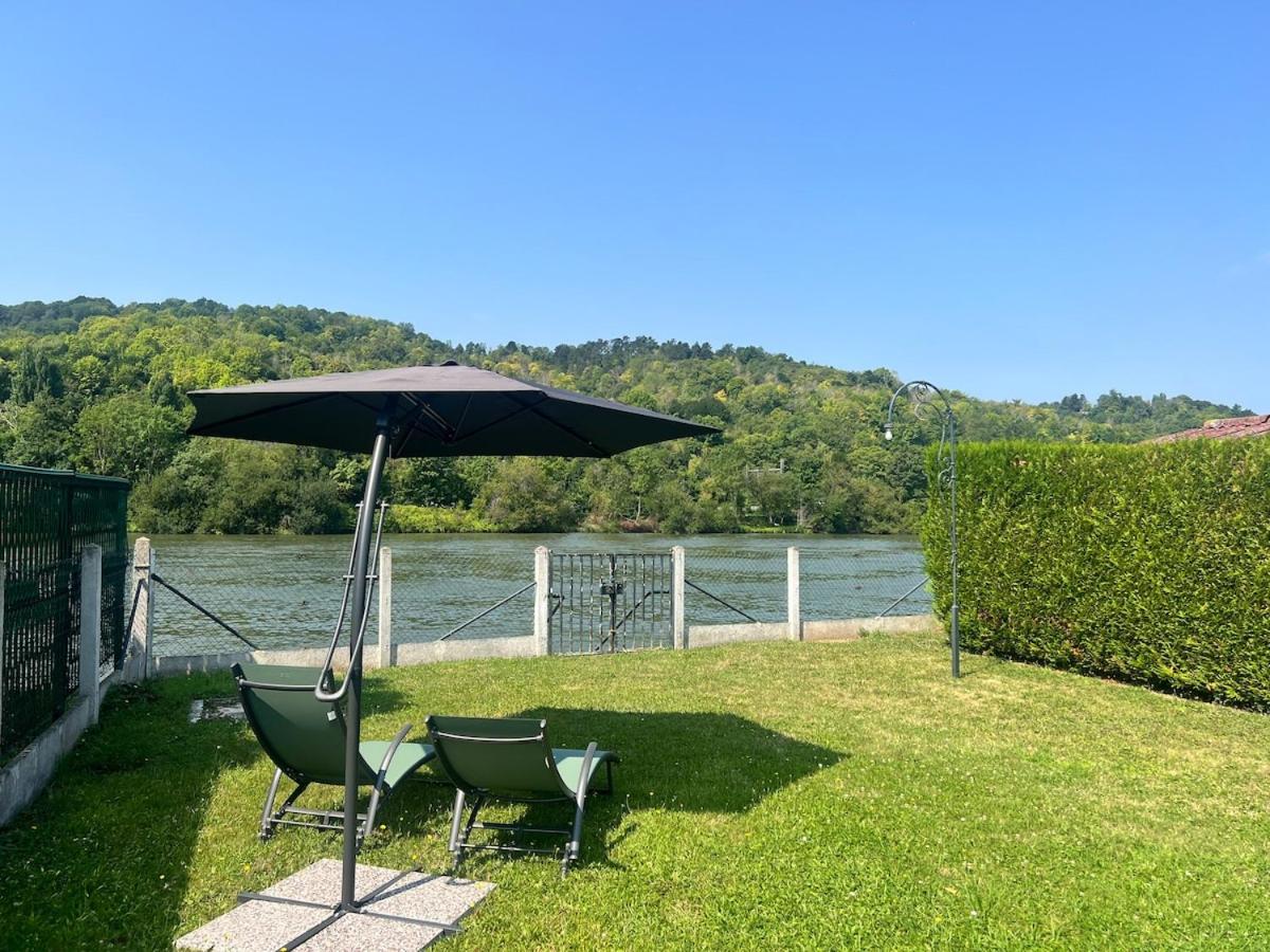 Charmant Chalet En Bord De Seine Saint-Pierre-du-Vauvray Exterior photo